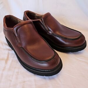 Cambrian Brown Leather Men's Slip-On Loafers with Steel Shank, NWT, Size 7D